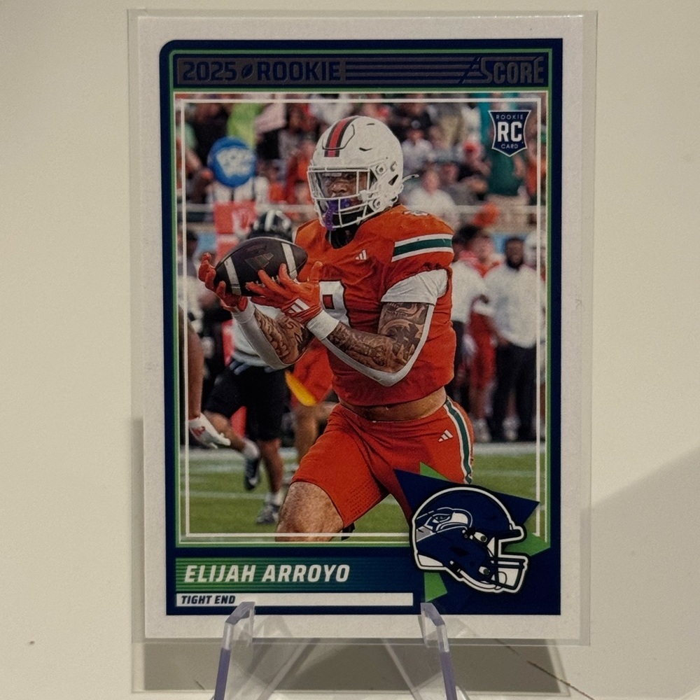 🔥 2025 Elijah Arroyo Panini Score Rookie Card. Seattle Seahawks